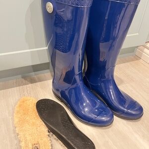 UGG rain boots sz7